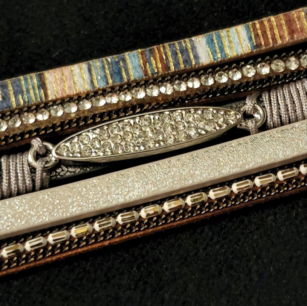 🆕️ BRONZE & SILVER-TONE LEAF MAGNETIC BRACELET - Picture 6 of 9